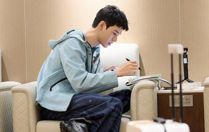 《花儿与少年7》第一期，龚俊成第一站导游，情绪真的非常稳定