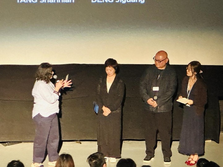 人靠感情救赎，还是靠感情毁灭？